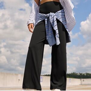 NWOT OFFLINE By Aerie Real Me Xtra Trouser